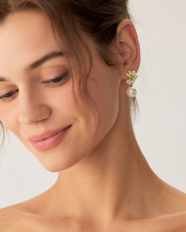 Flower Pearl Earrings