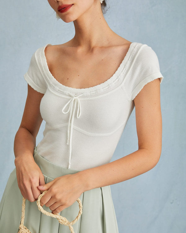 The White Scoop Neck Short Sleeve Knit Tee